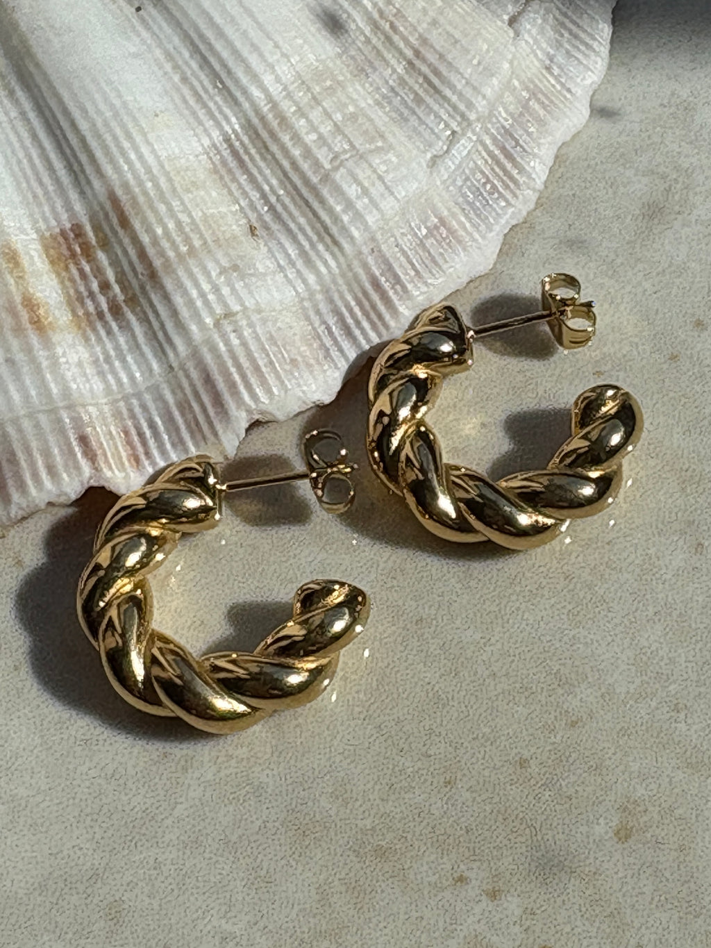 gold twist hoop earrings, gold braided hoop earrings, hypoallergenic hoops, gold statement
earrings, lightweight gold earrings