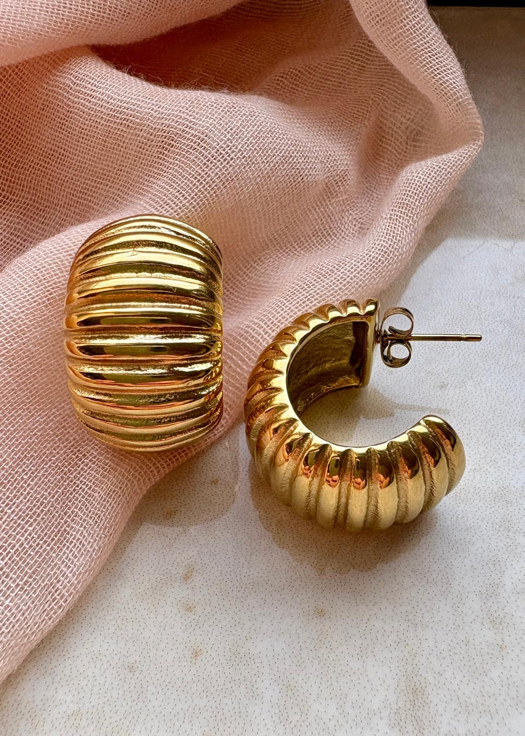 Ribbed Gold Hoop Earrings