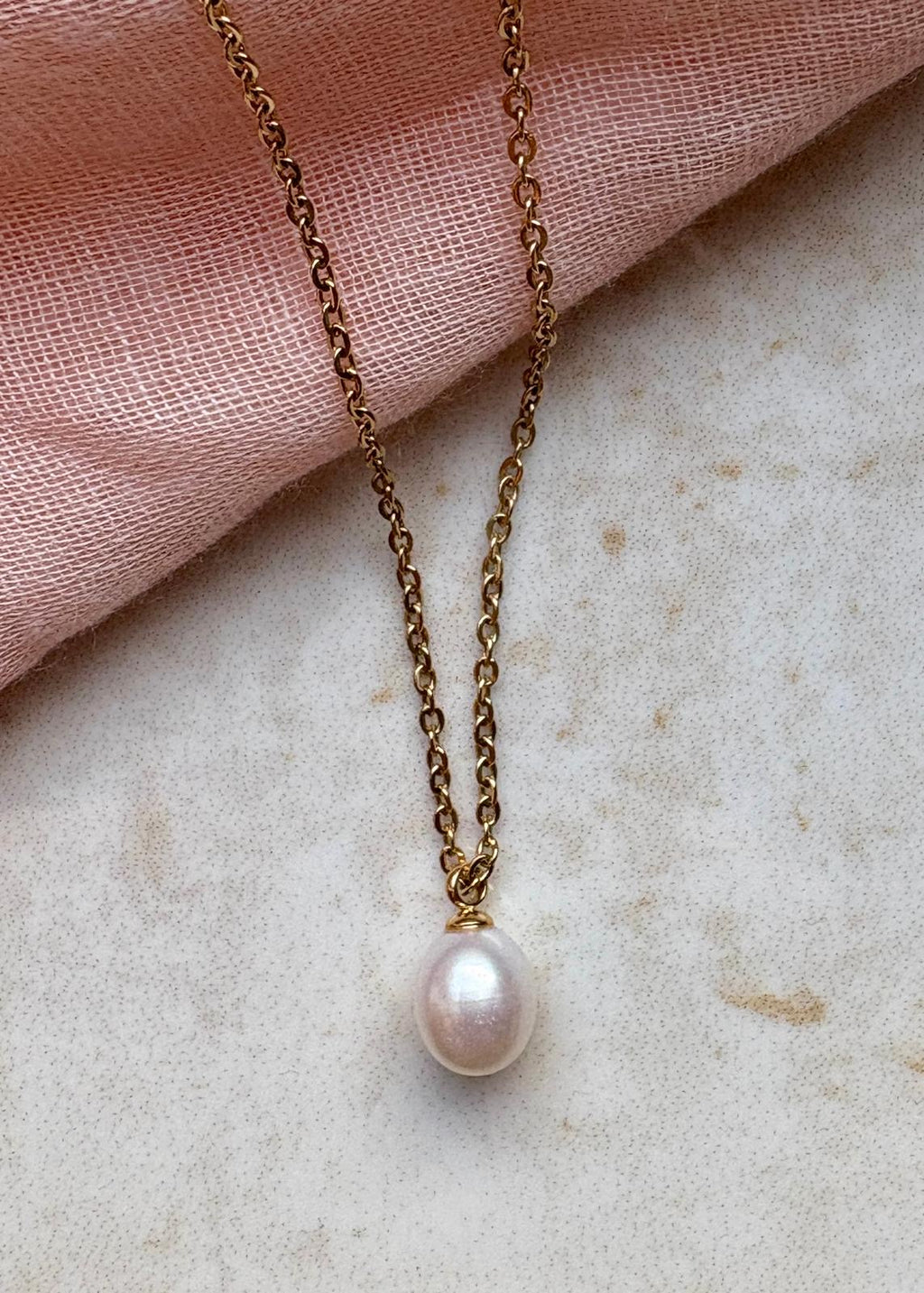 Pearl Drop Pendant Necklace